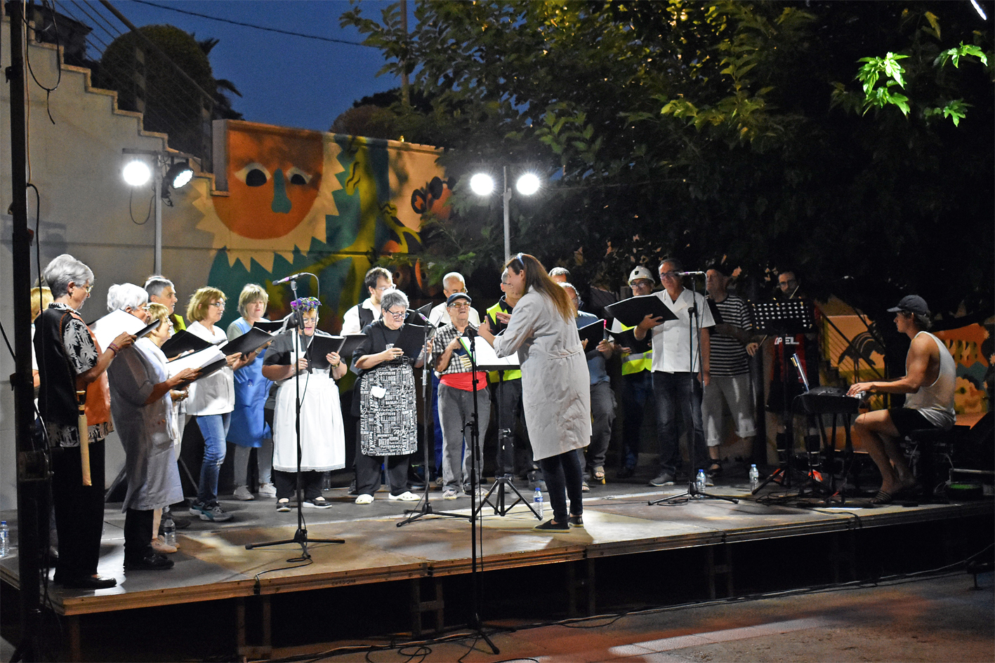 Concert de la Societat Coral La Llanterna a la plaça Salvador Perarnau, dins de la Festa Major de Súria 2024.