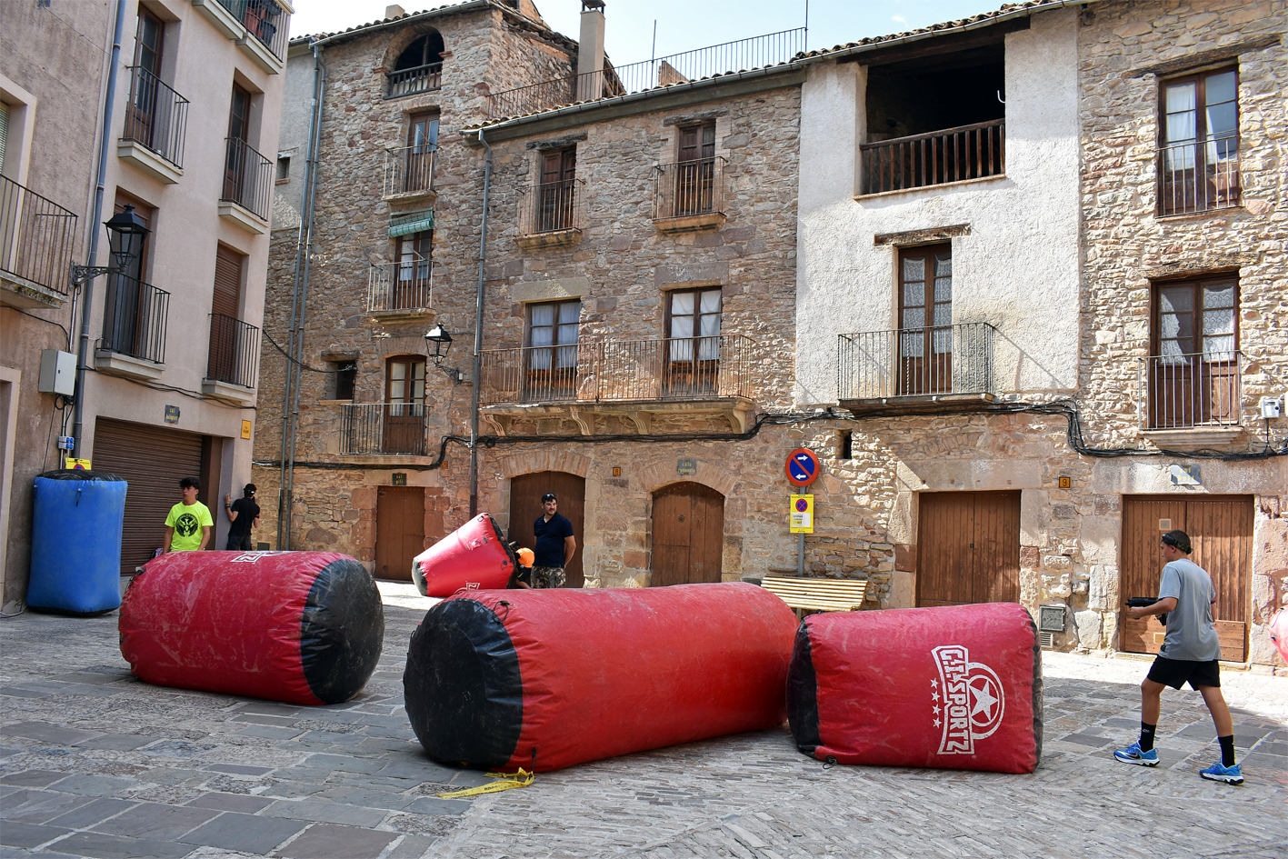 Làser Combat al Poble Vell, dins de la Festa Major de Súria 2024.
