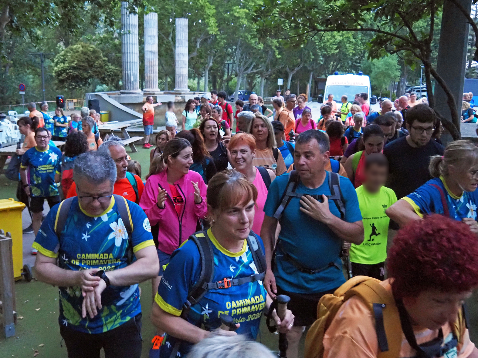 Sortida de la Caminada Nocturna, organitzada pel Centre Excursionista, dins del pròleg de la Festa Major de Súria 2025.